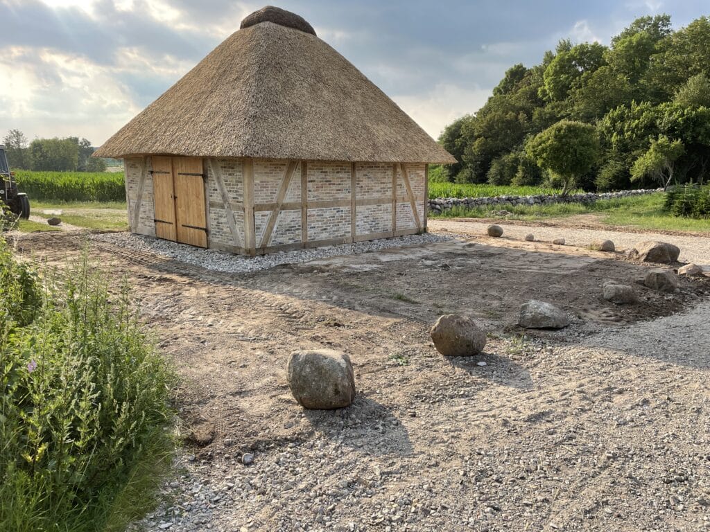 Så er der ryddet op omkring huset